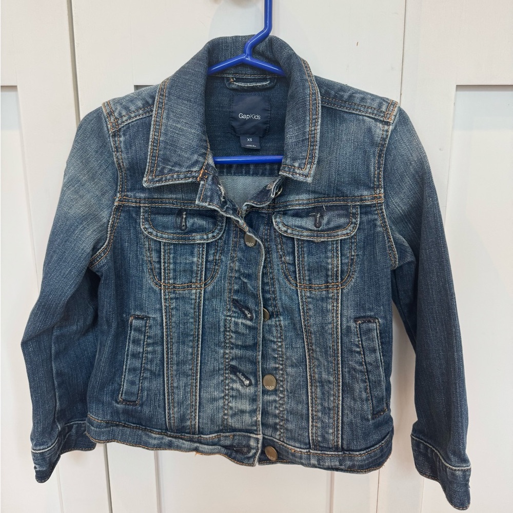 GAP Girls Denim Jacket in Faded Blue Wash